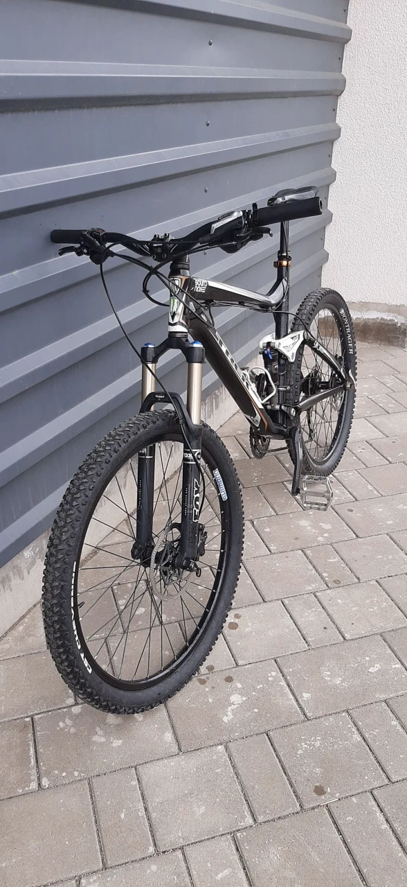 8. Trek bicikli