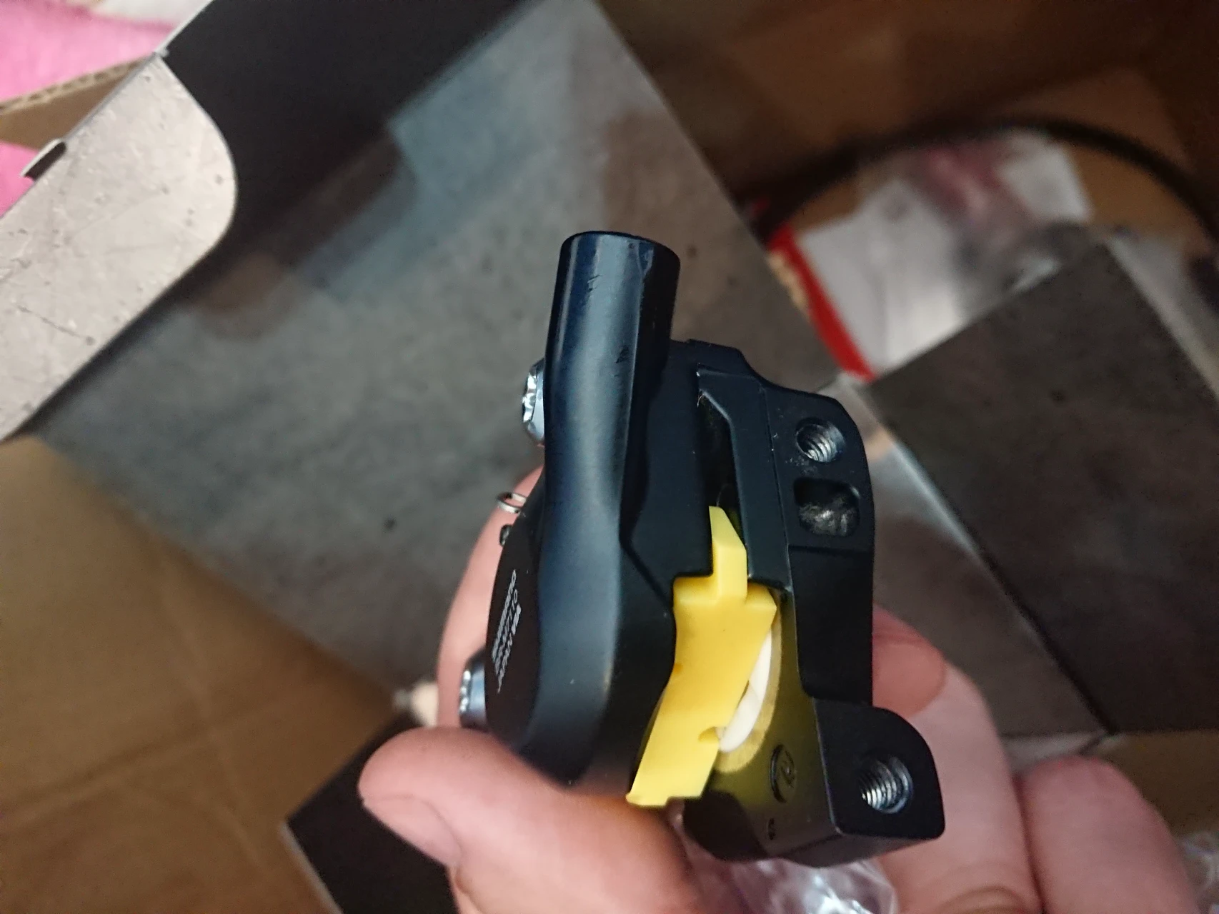 3. Etrier Shimano SLX Flatmount