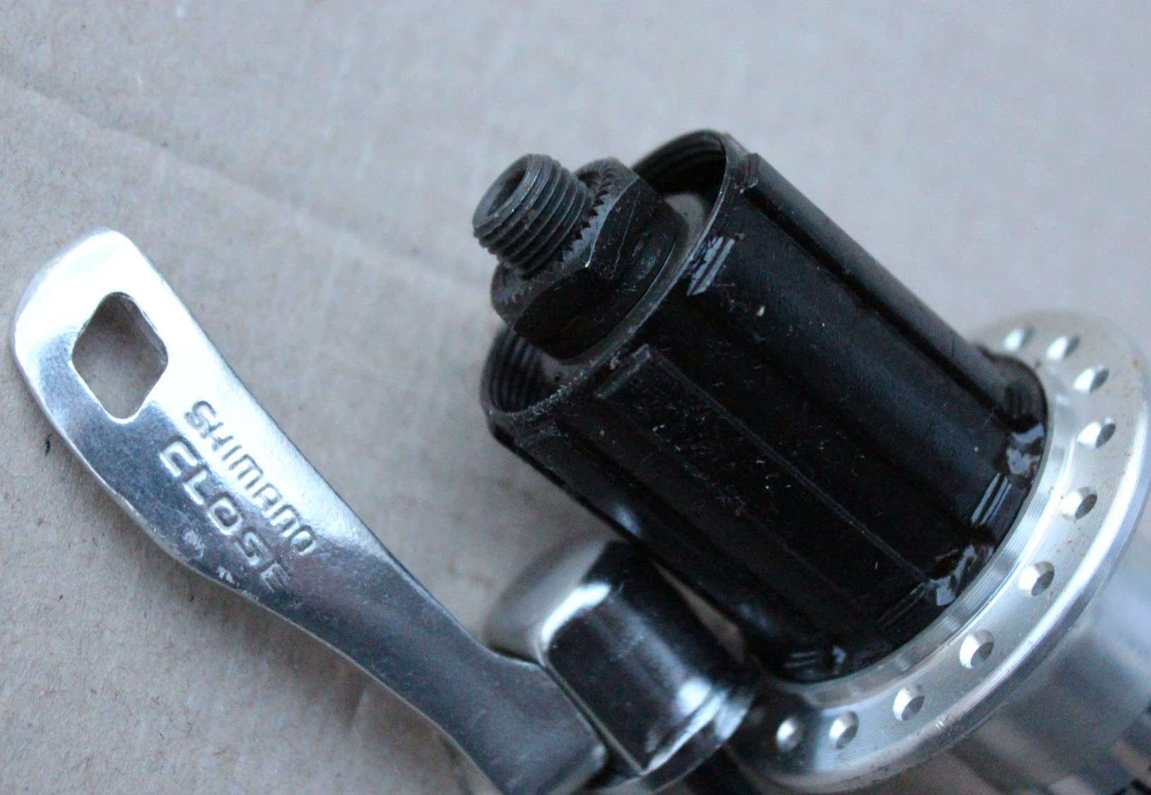 3. Shimano Alivio FH-MC18 spate 36T-non disc