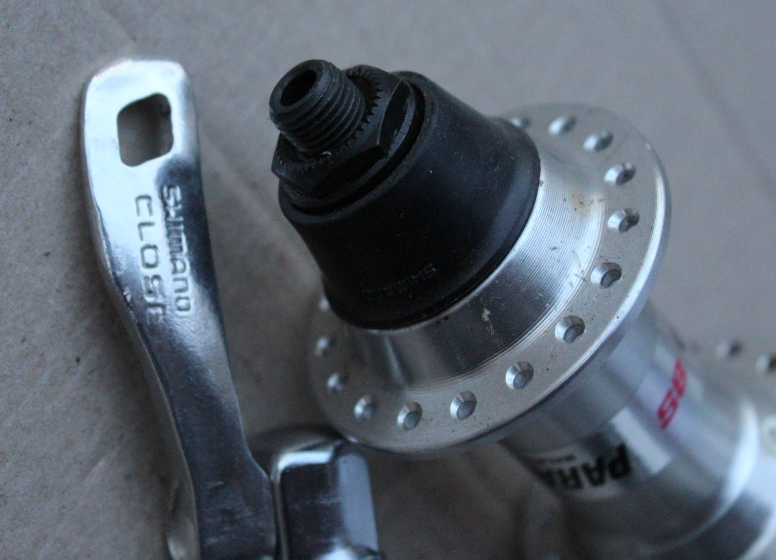 2. Shimano Alivio FH-MC18 spate 36T-non disc