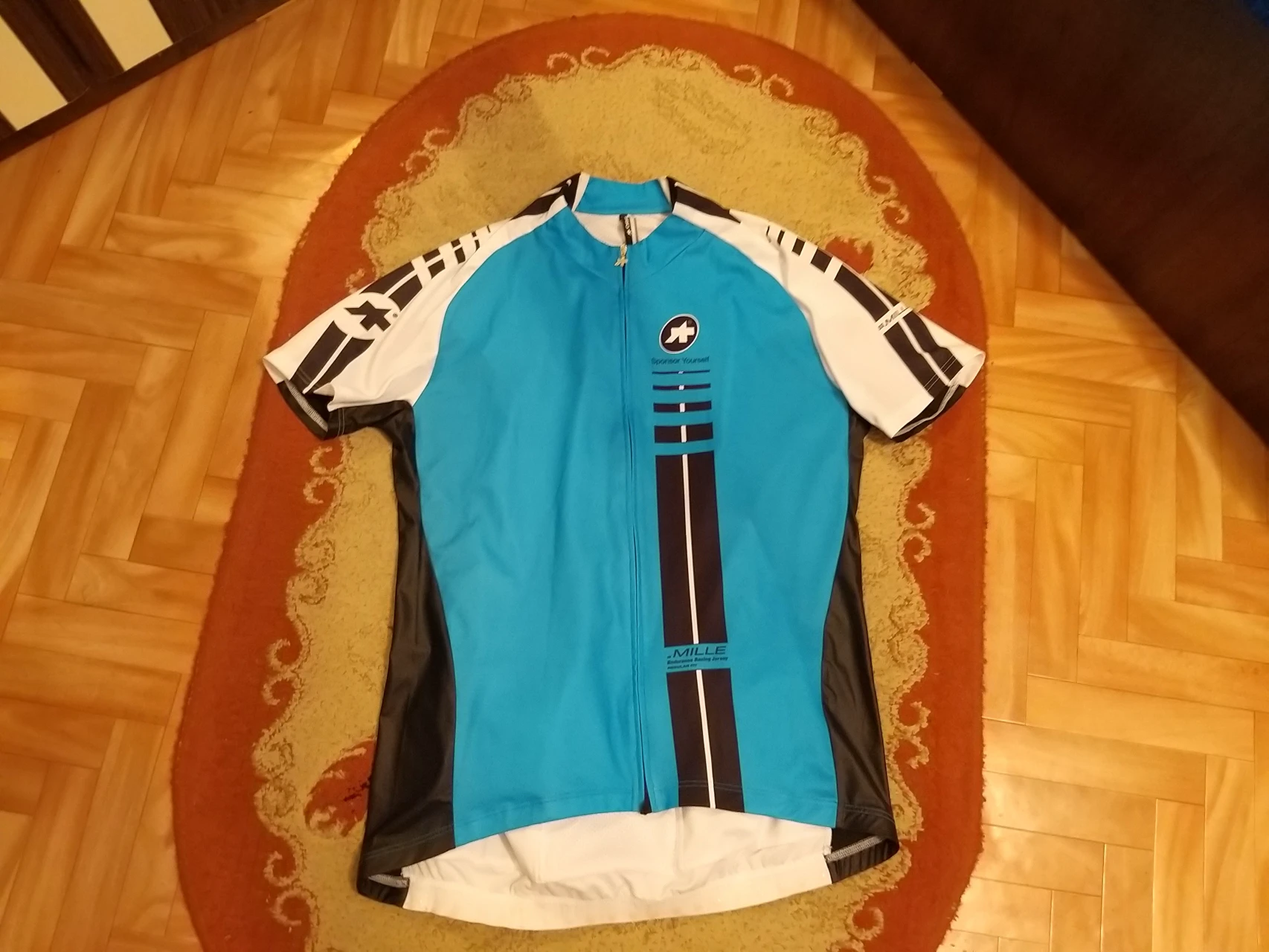 7. Assos Xl- Xxl