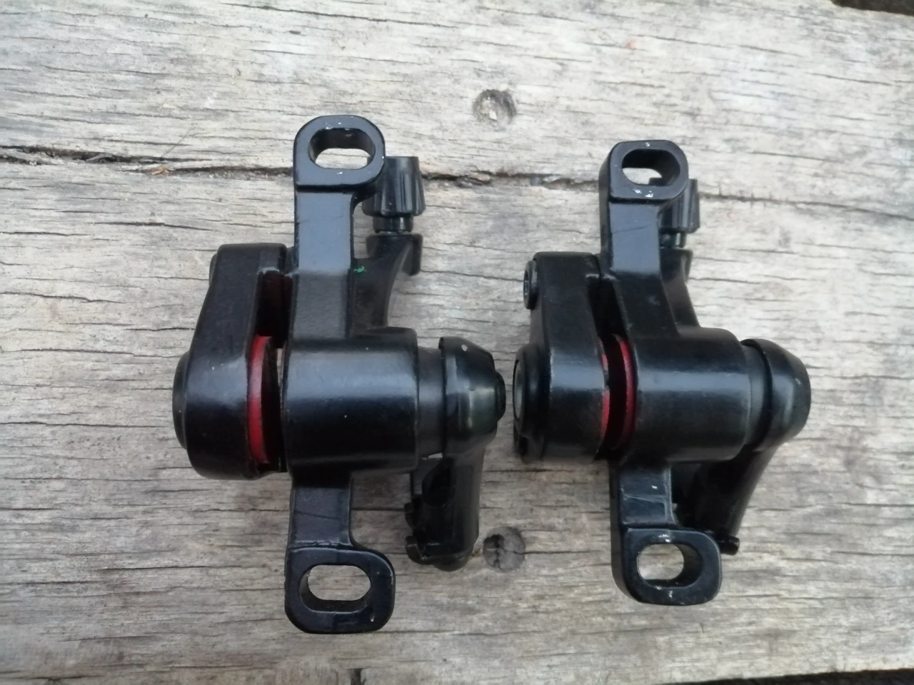 1. Set etriere frana mecanica