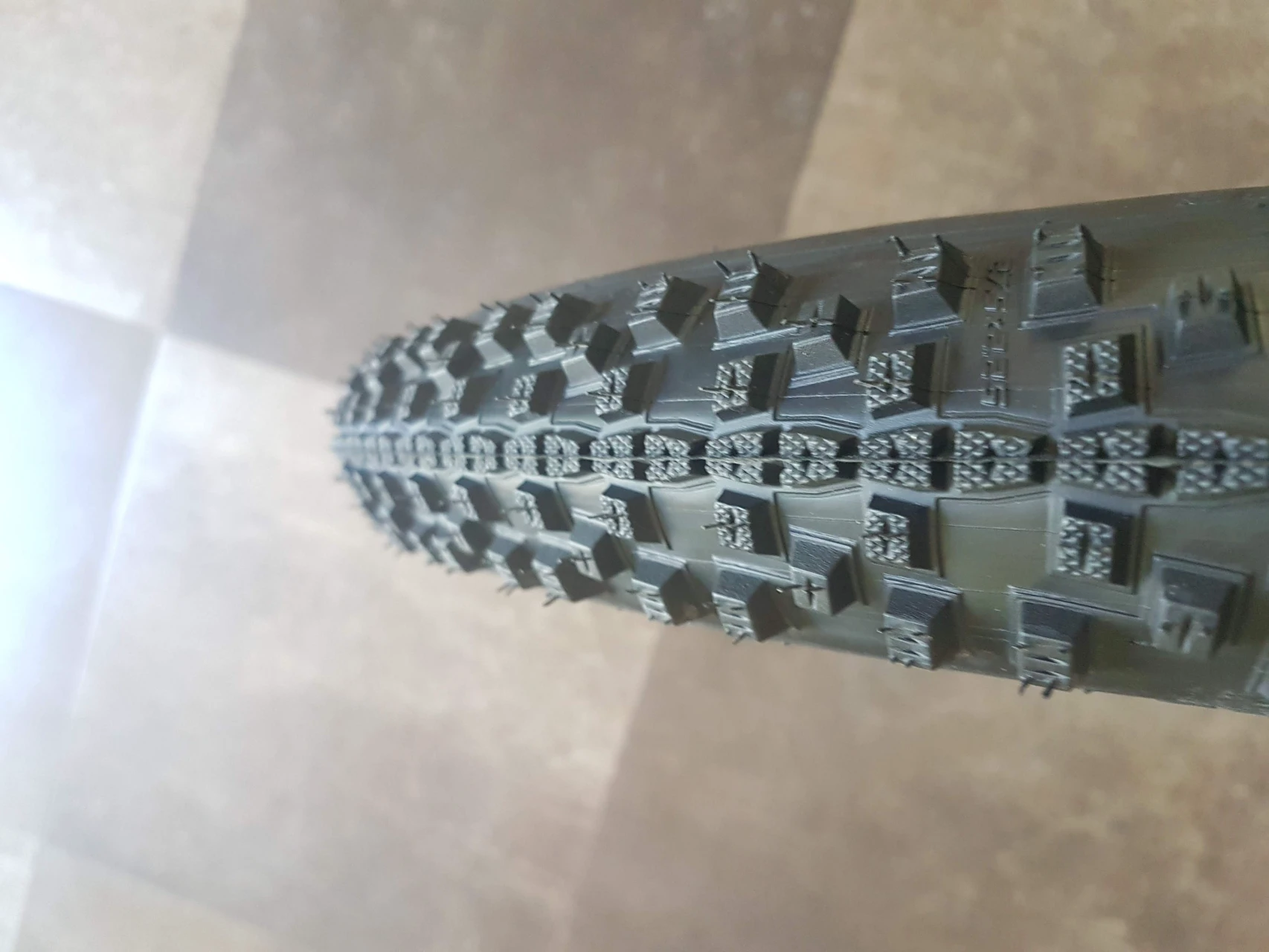 1. Schwalbe Smart Sam 27.5 × 2.25 Addix Performance
