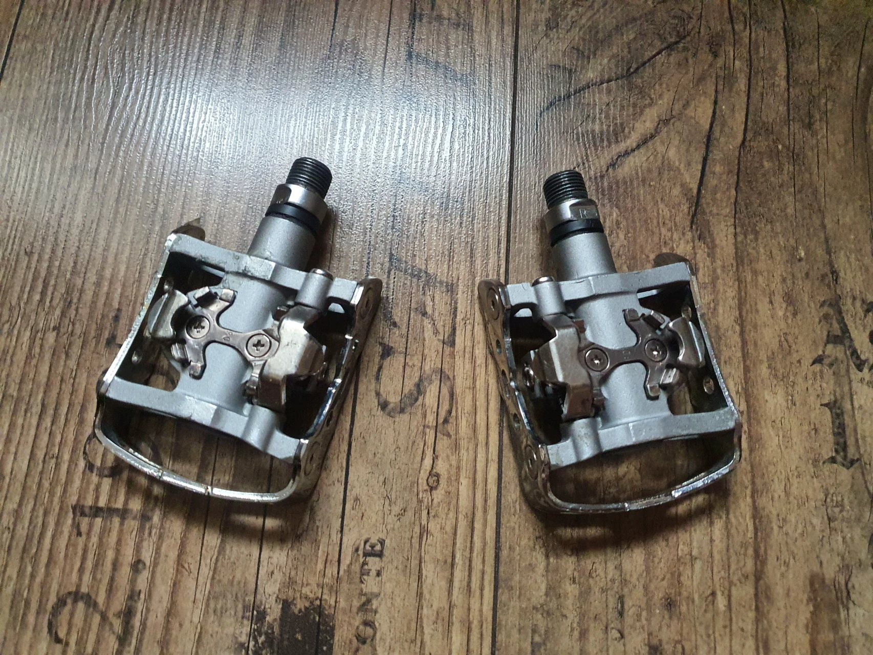 3. Pedale automate SPD/Platforma Shimano M324
