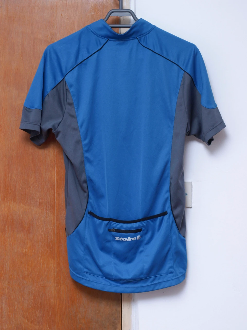1. Tricou Stoke S
