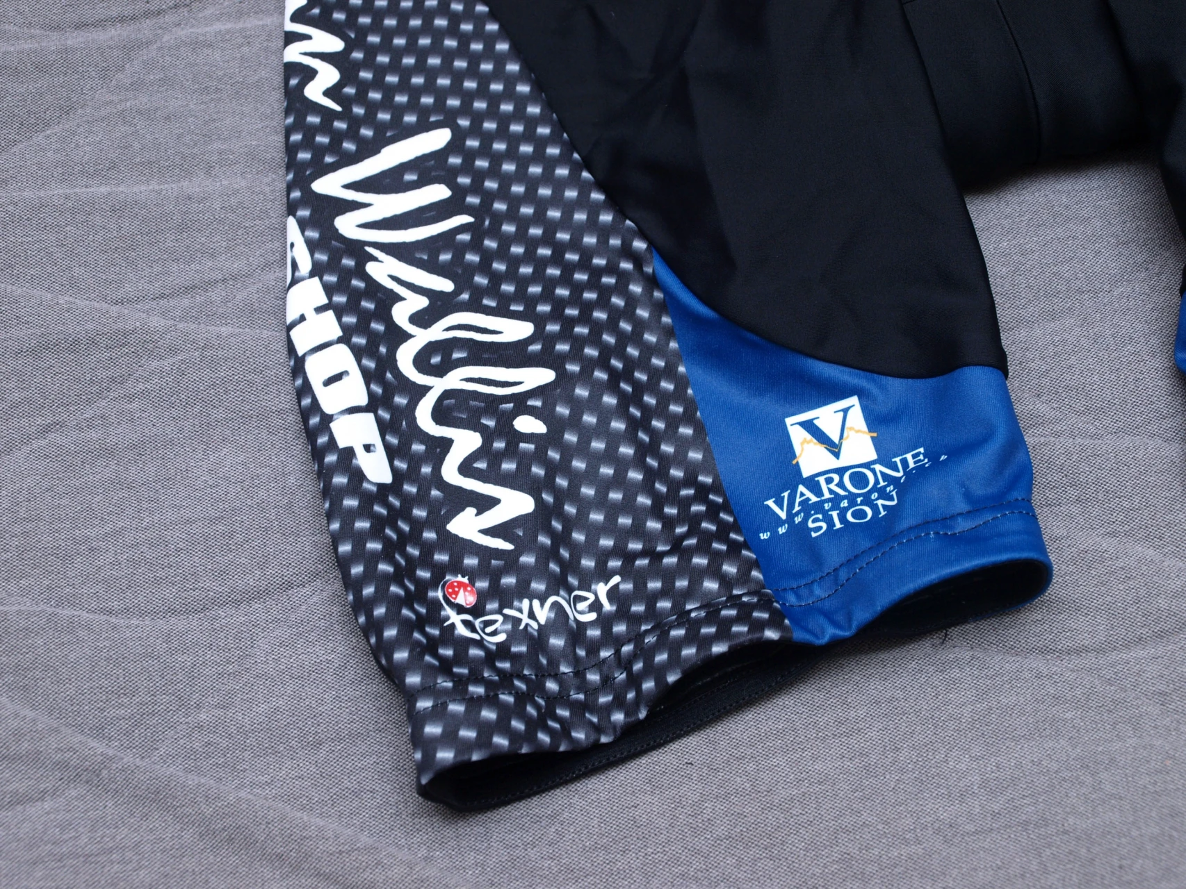 1. Pantaloni scurti Texner XL negrii