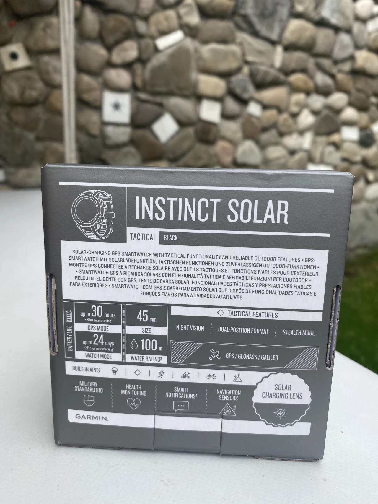 1. SmartWatch Garmin Instinct Tactical Solar GPS