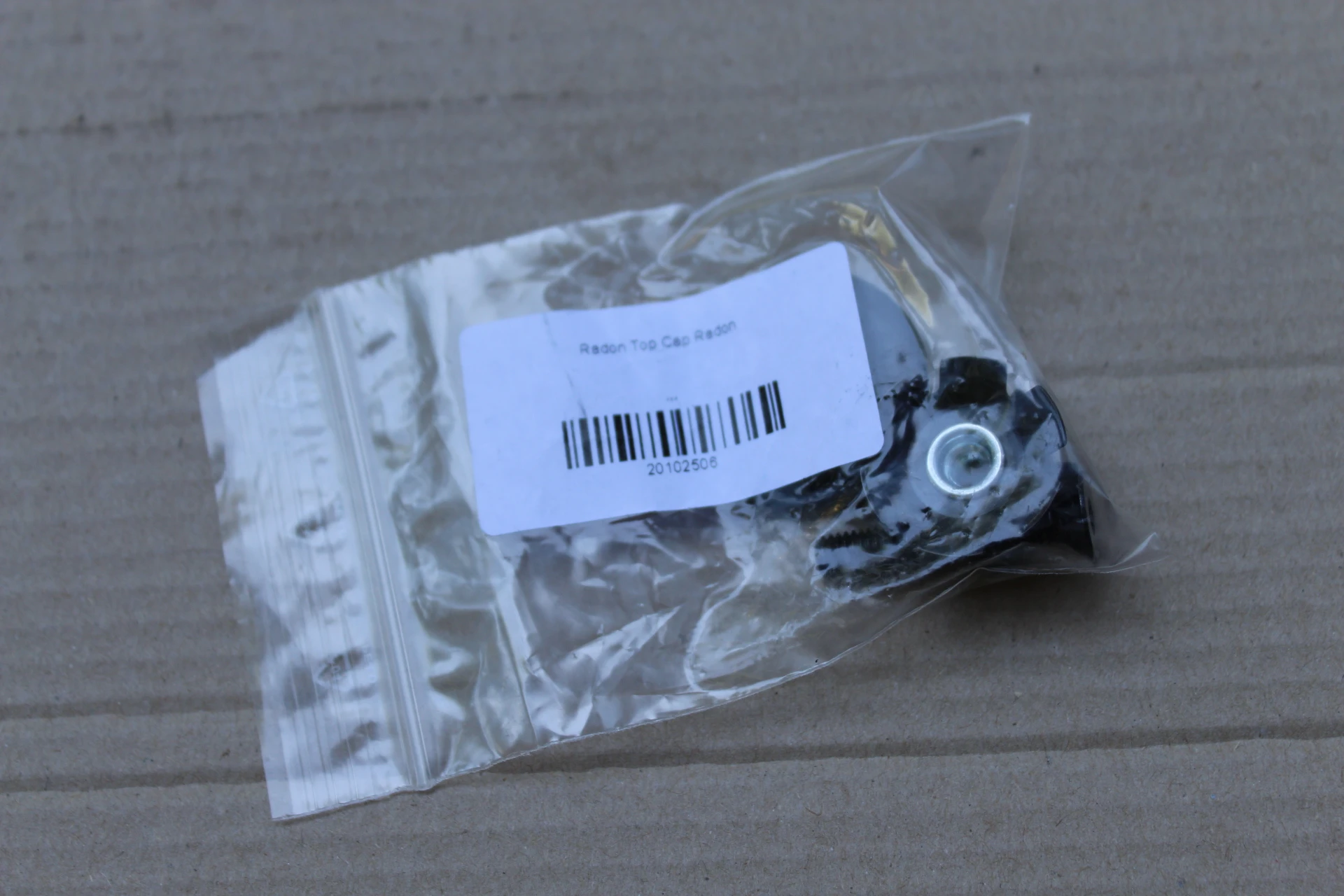 1. Radon Nut set nuca + capac 1.1/8'