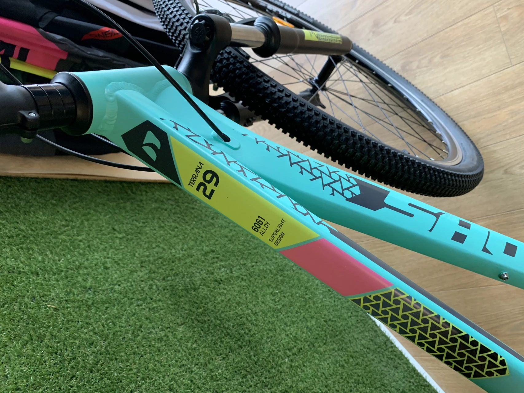 1. Bicicleta MTB