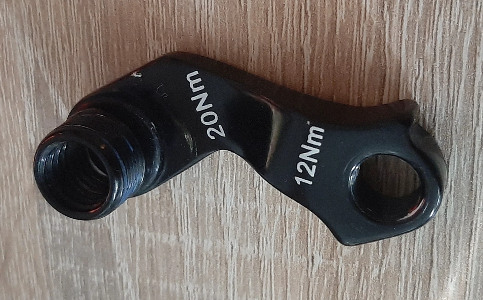 1. Ureche cadru KTM
