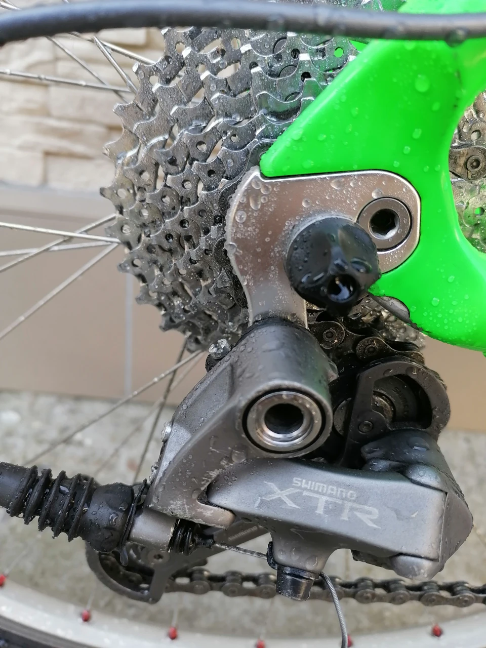 1. Bicicleta Mtb hrinkow carbon 54 cm