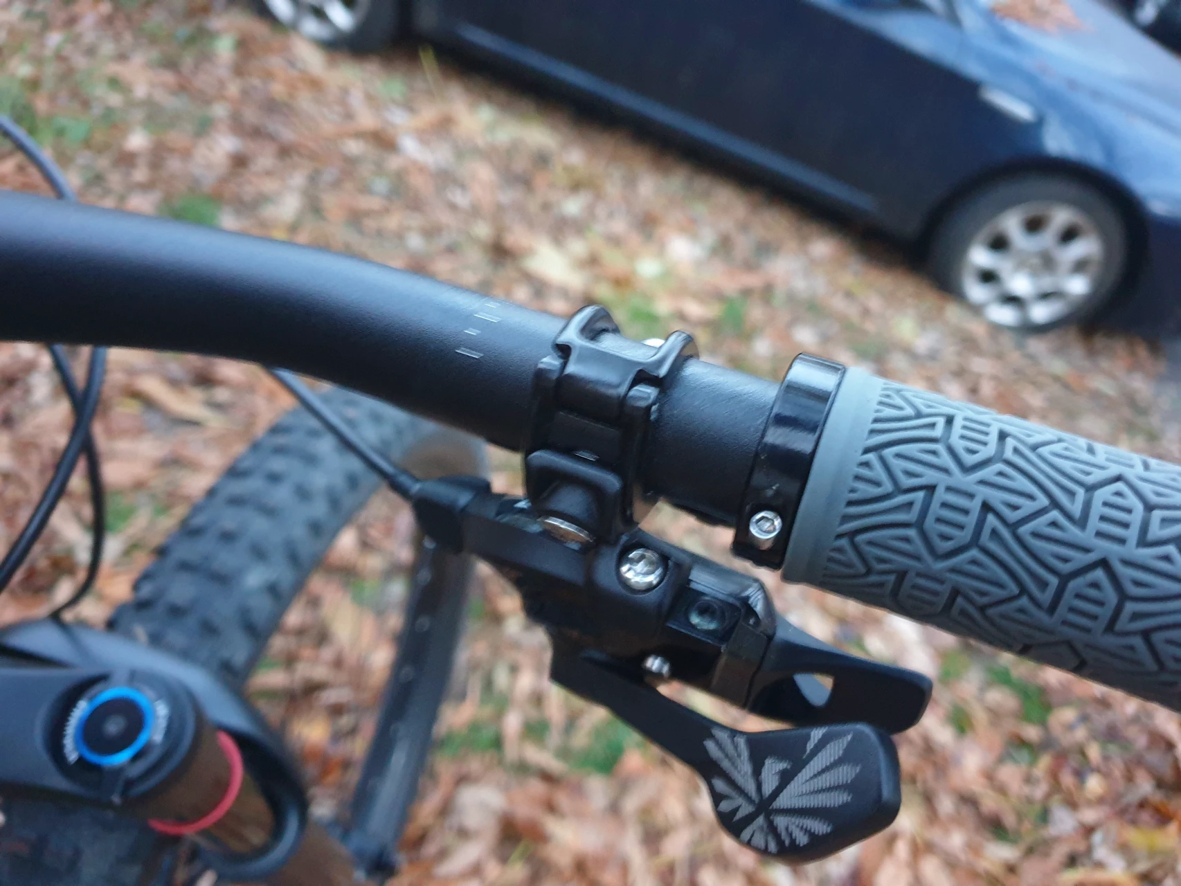 1. Trek Stache 8 full