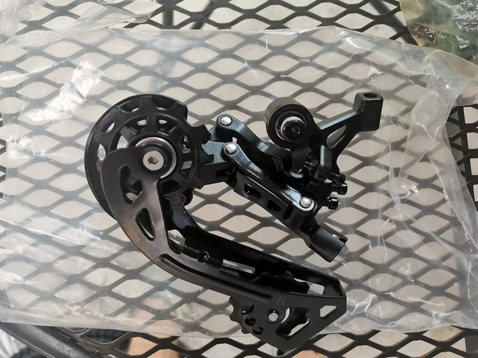 1. Schimbator Rockrider 10V