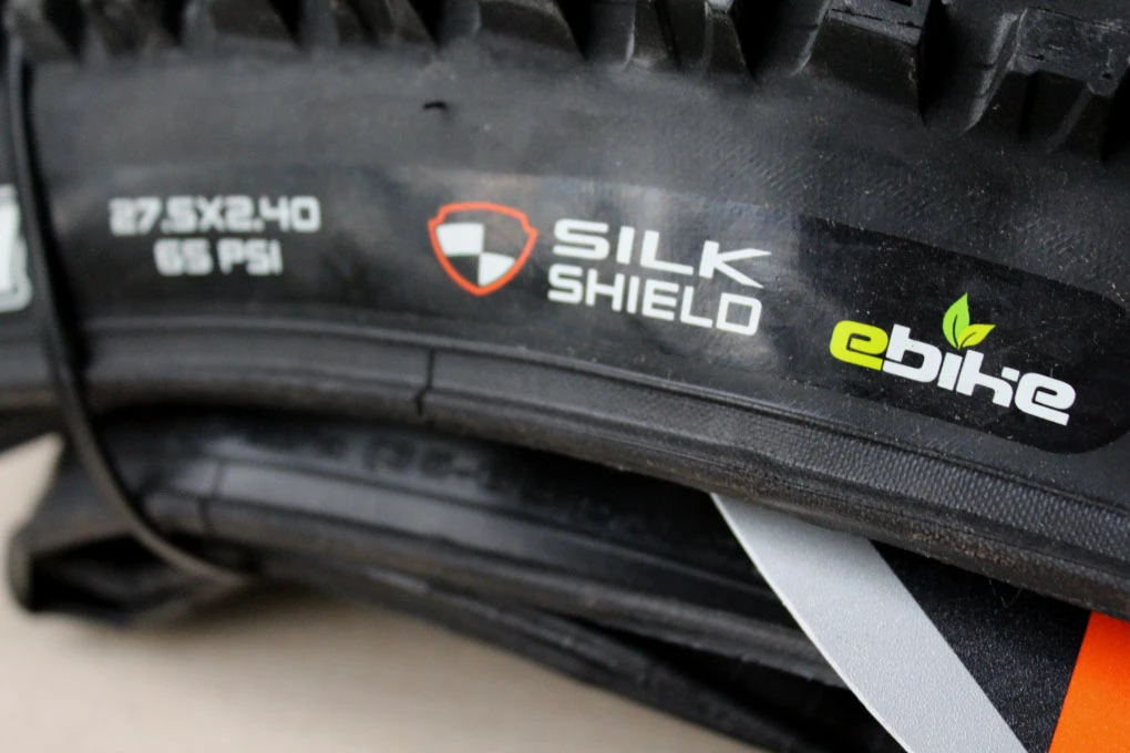 2. Maxxis Highroller II SilkShield MPC 60 - 27.5x2.40