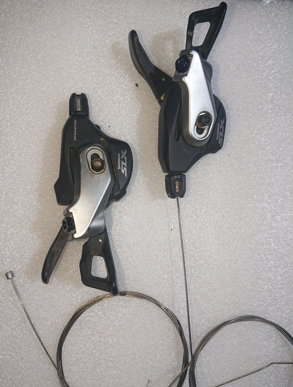 4. Transmisie 2x11 Shimano SLX