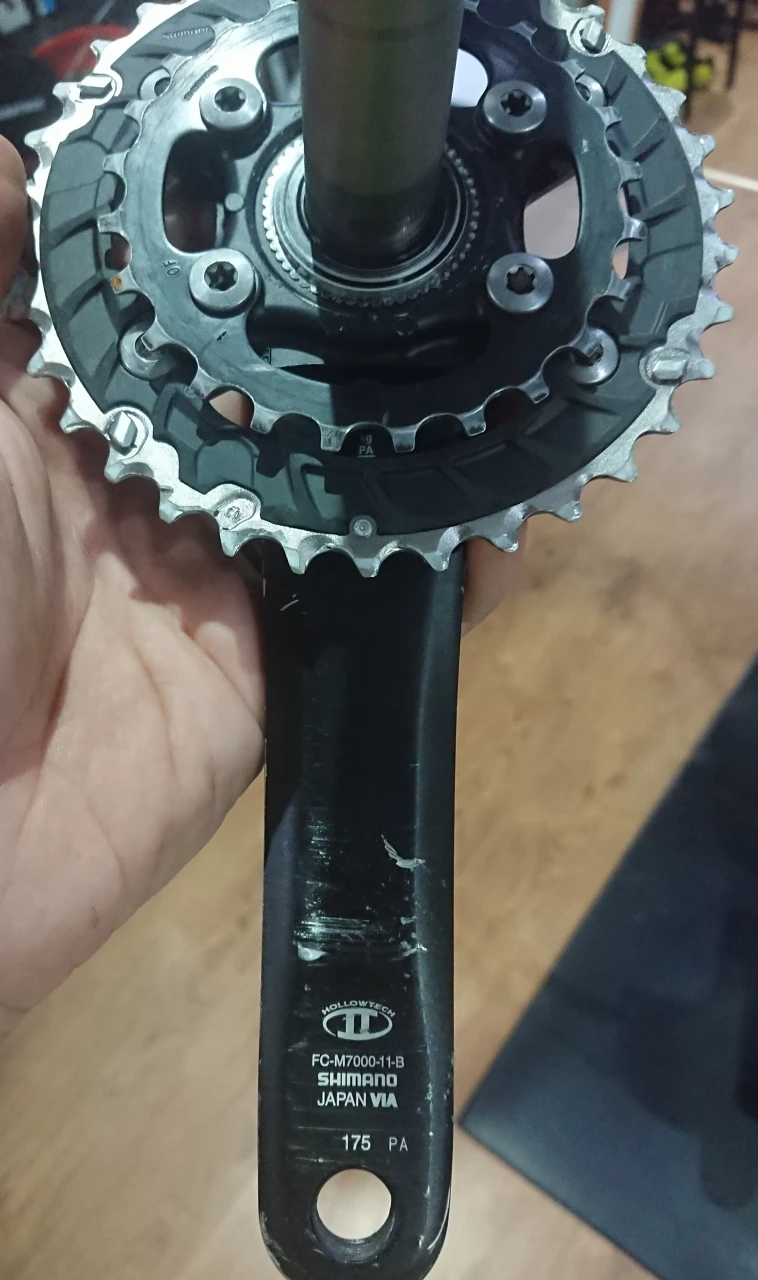 2. Transmisie 2x11 Shimano SLX