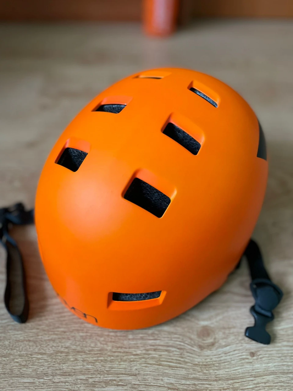1. Casca 7IDP M3 Dirt Lid Orange
