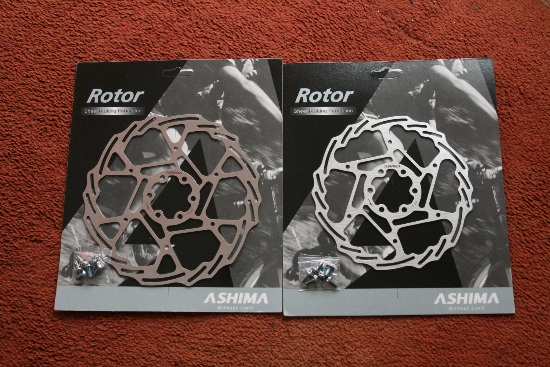 2. Set discuri Ashima Aro-19 - noi