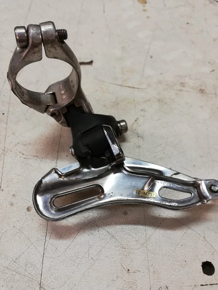 1. Shimano FD-M737, Deore XT