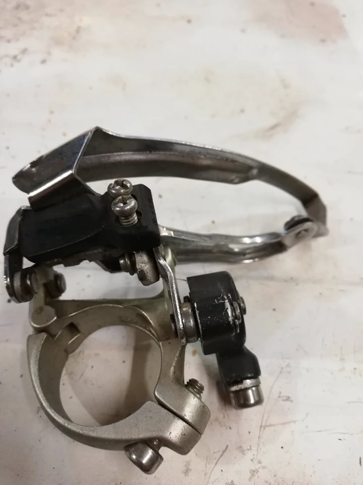 1. Shimano Deore XT FD-M750