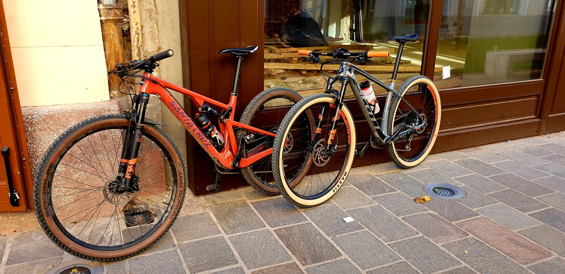 1. Scott Scale 910 Carbon 29er Hardtail