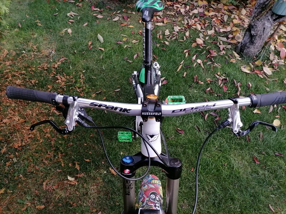 1. YT Industries Tues 2010