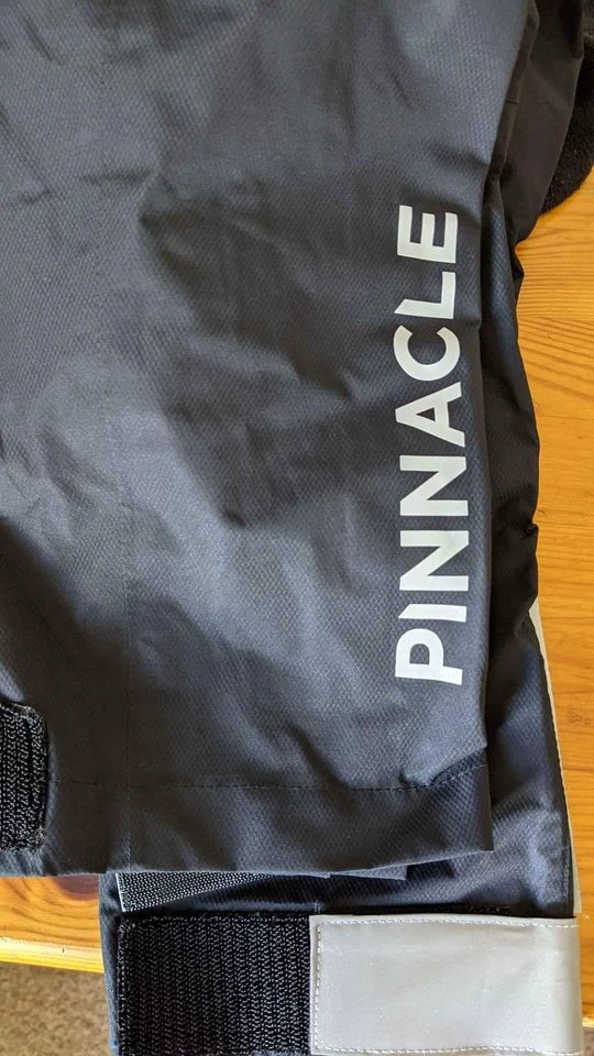 1. Pantaloni impermeabili Pinnacle, noi fara eticheta
