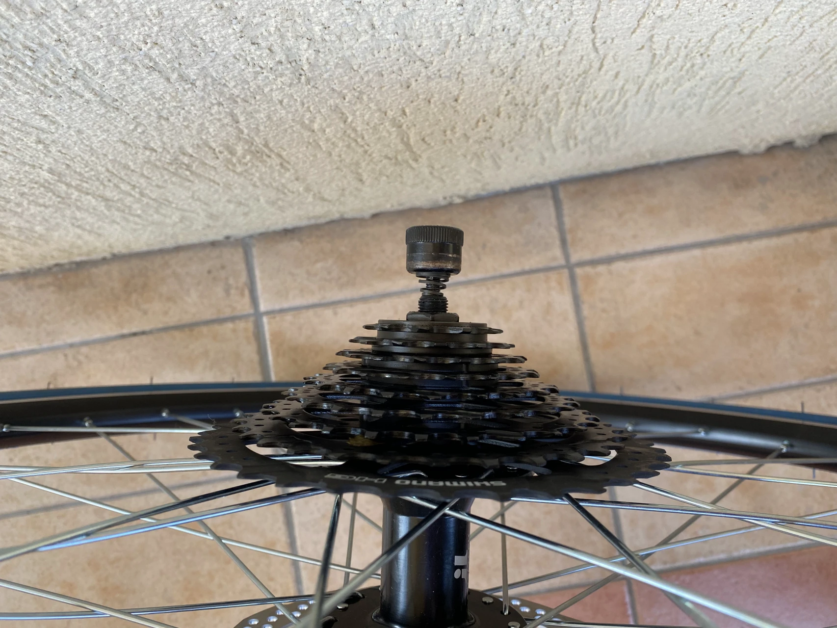 1. Cauciuc home trainer