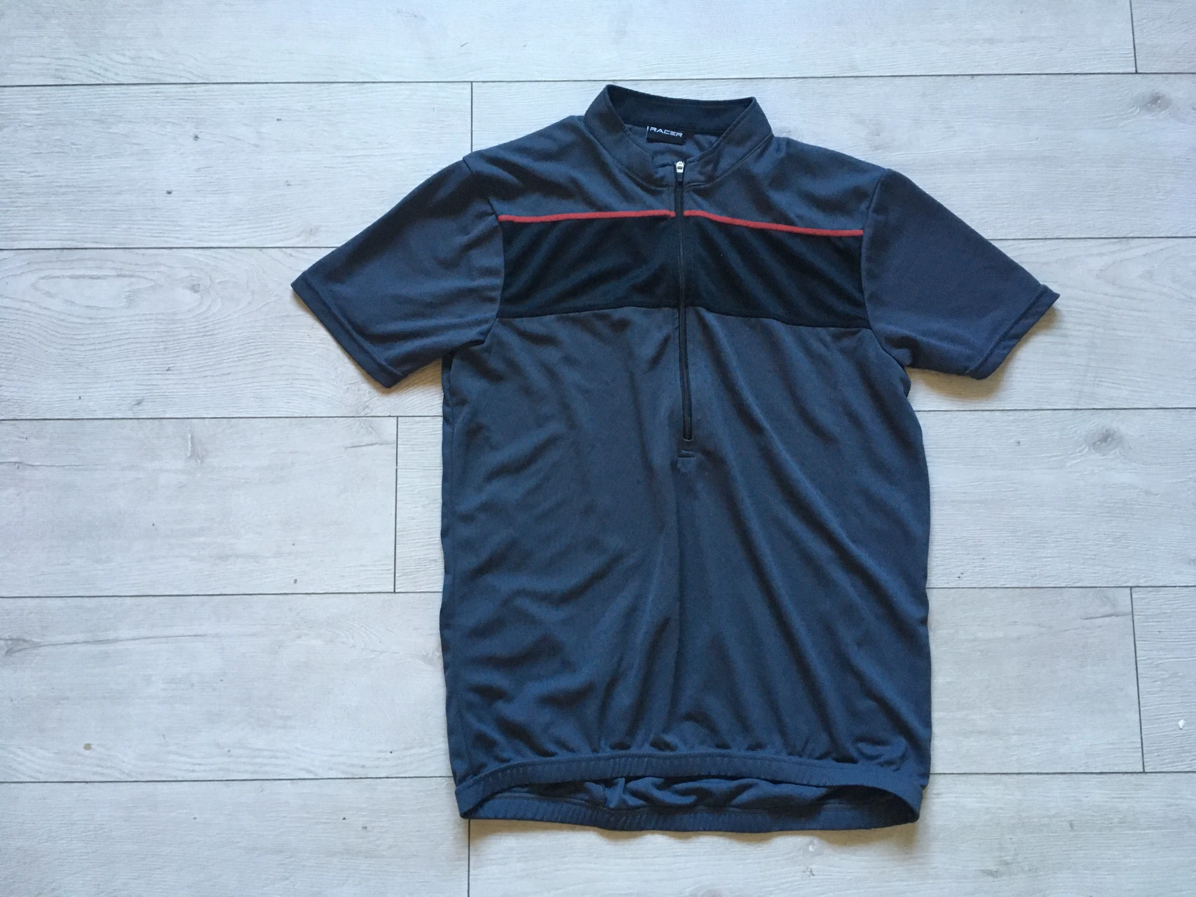 1. Tricou racer m