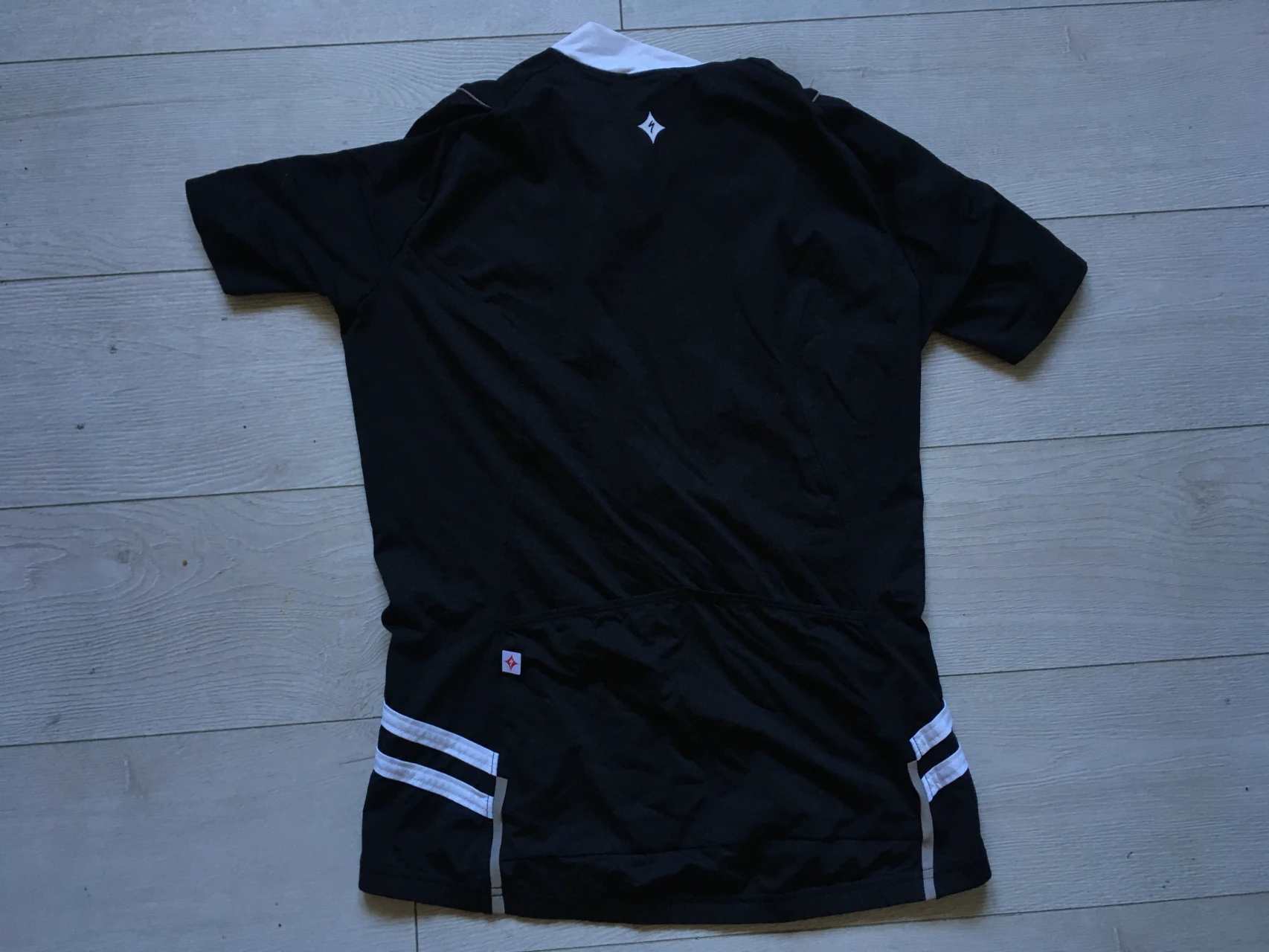 1. Tricou specialized S