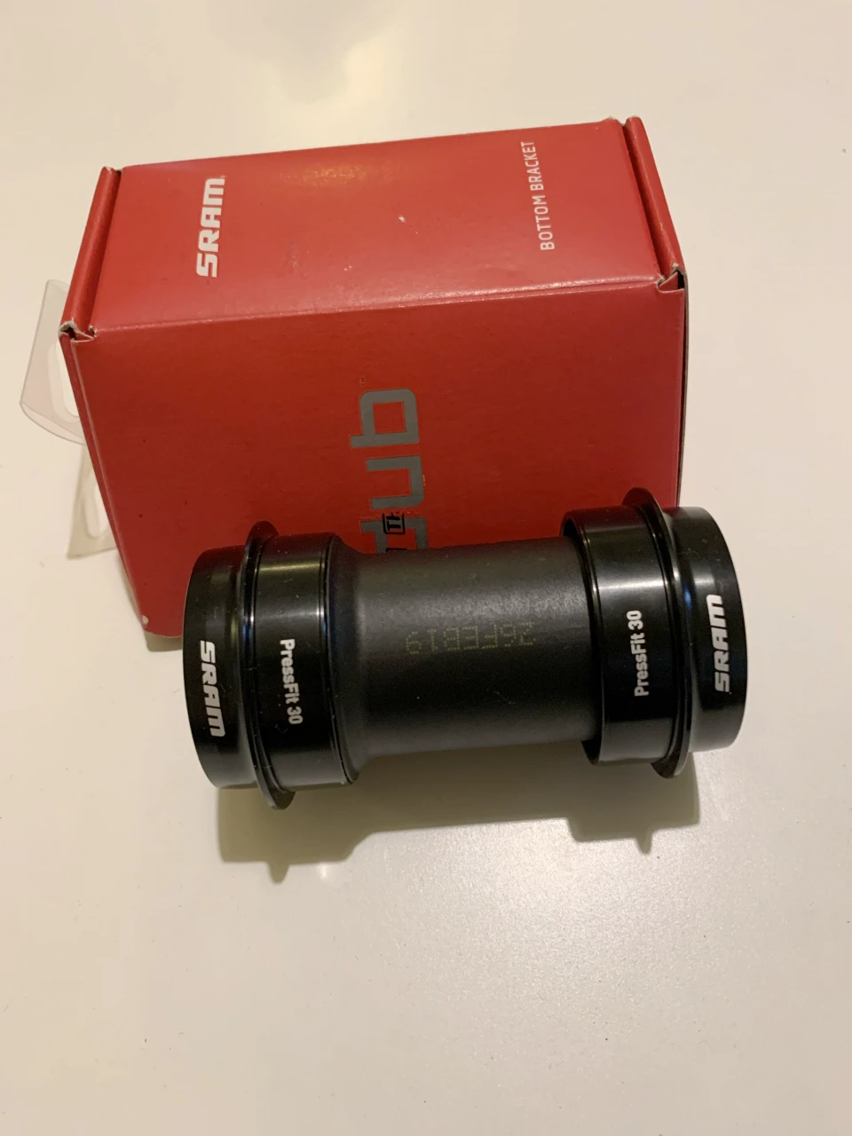 1. BB Sram DUB PF30