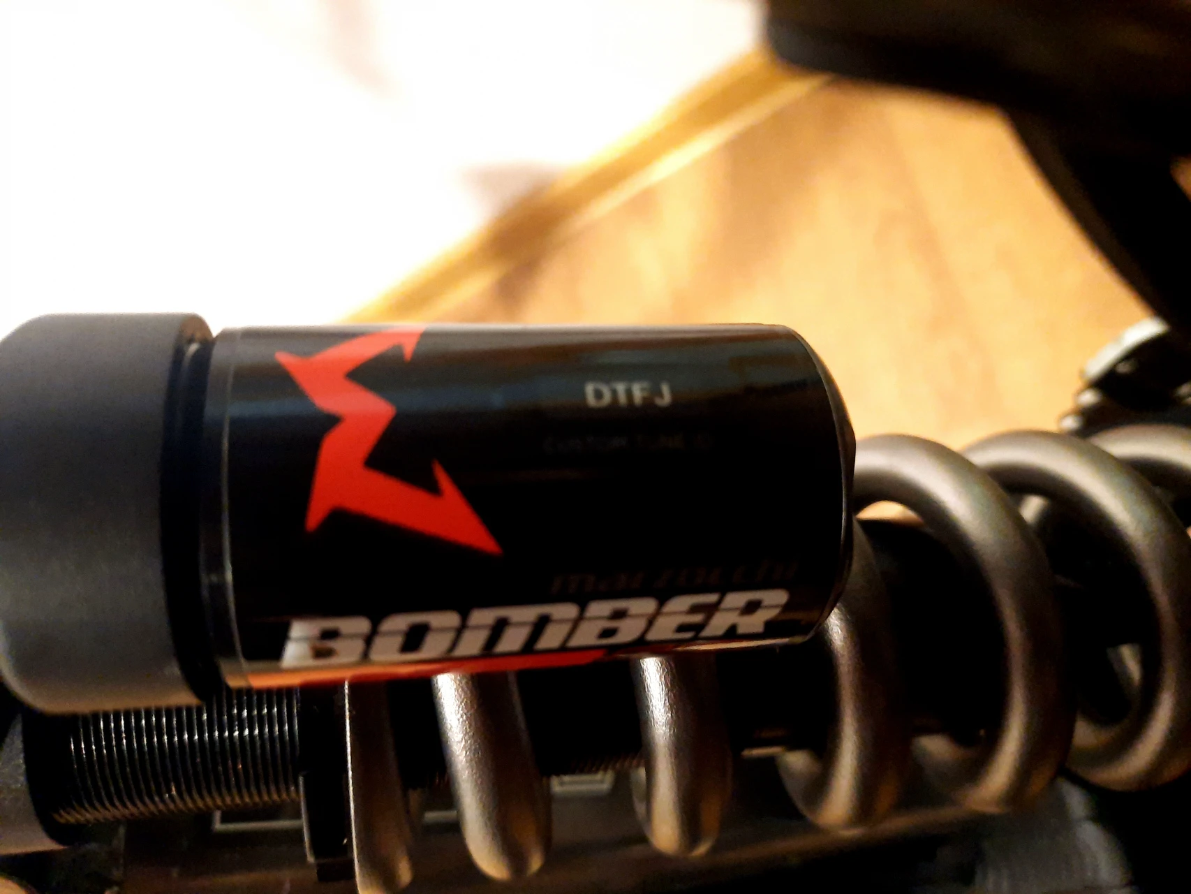 1. Marzocchi bomber CR