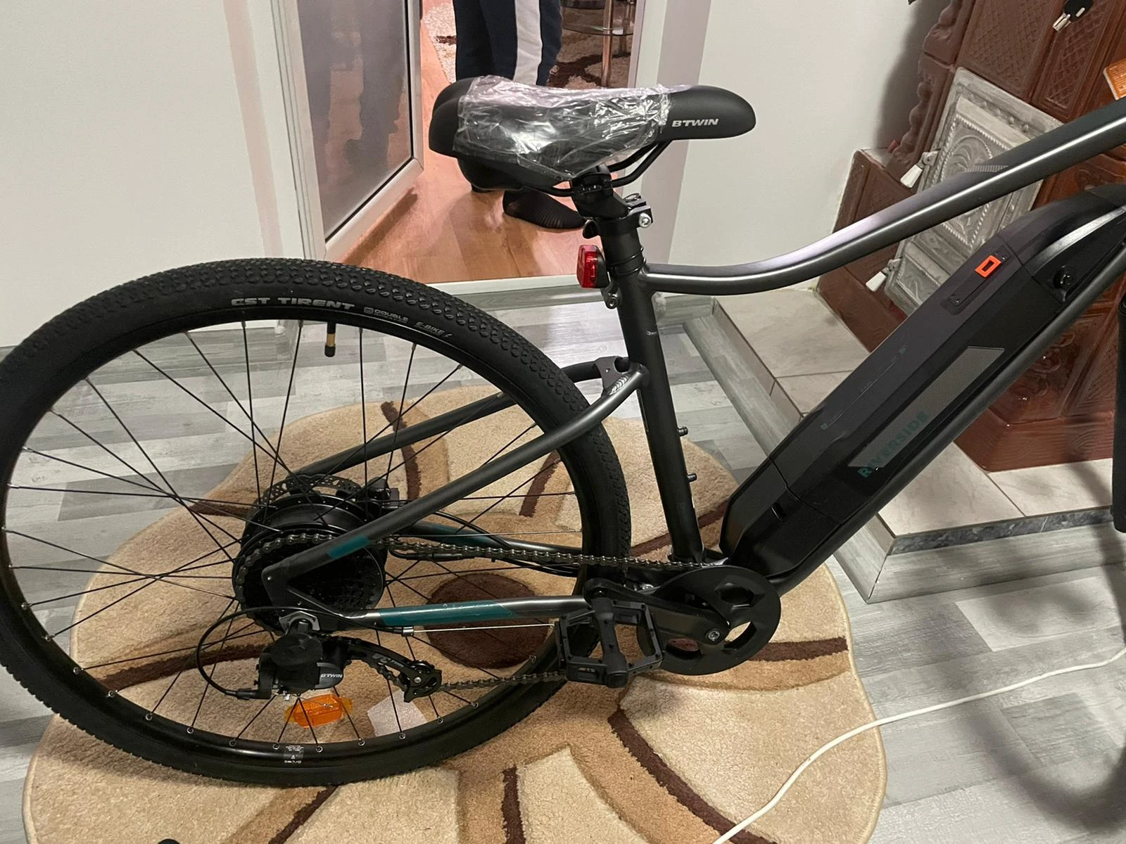 1. Bicicleta electrică noua
