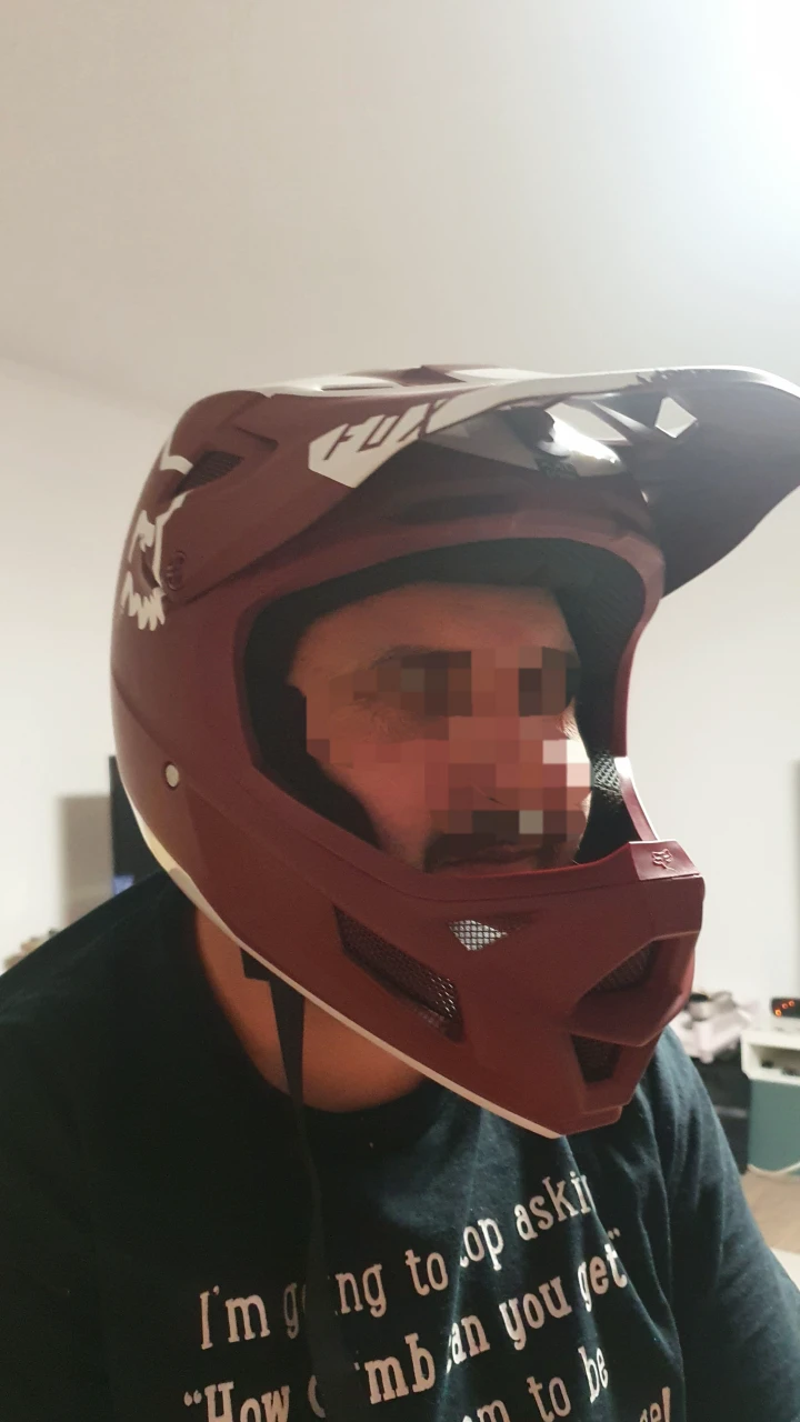 1. Casca Fox Rampage Pro Carbon XXL