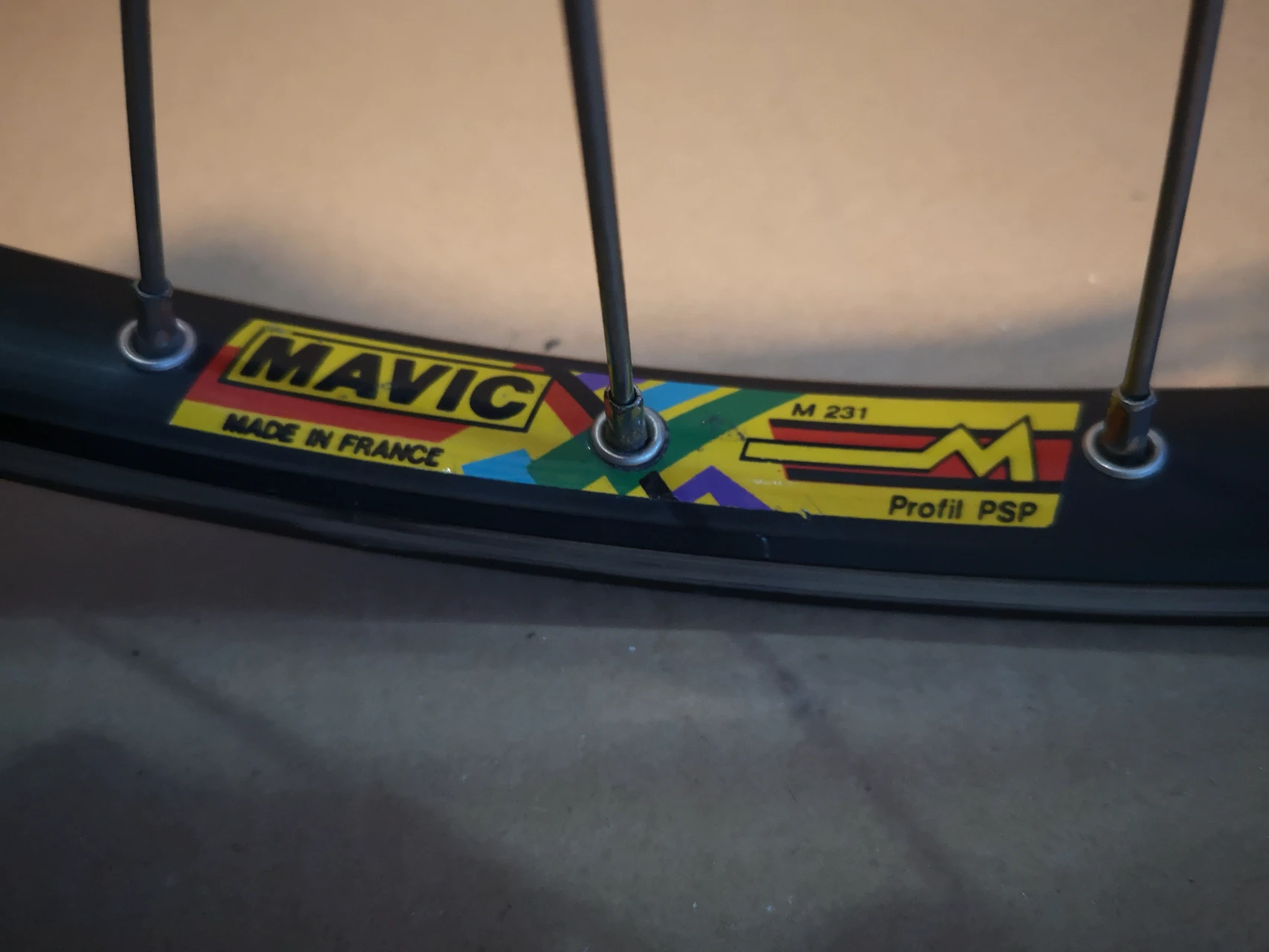 1. Roti de 26 fata spate shimano mavic