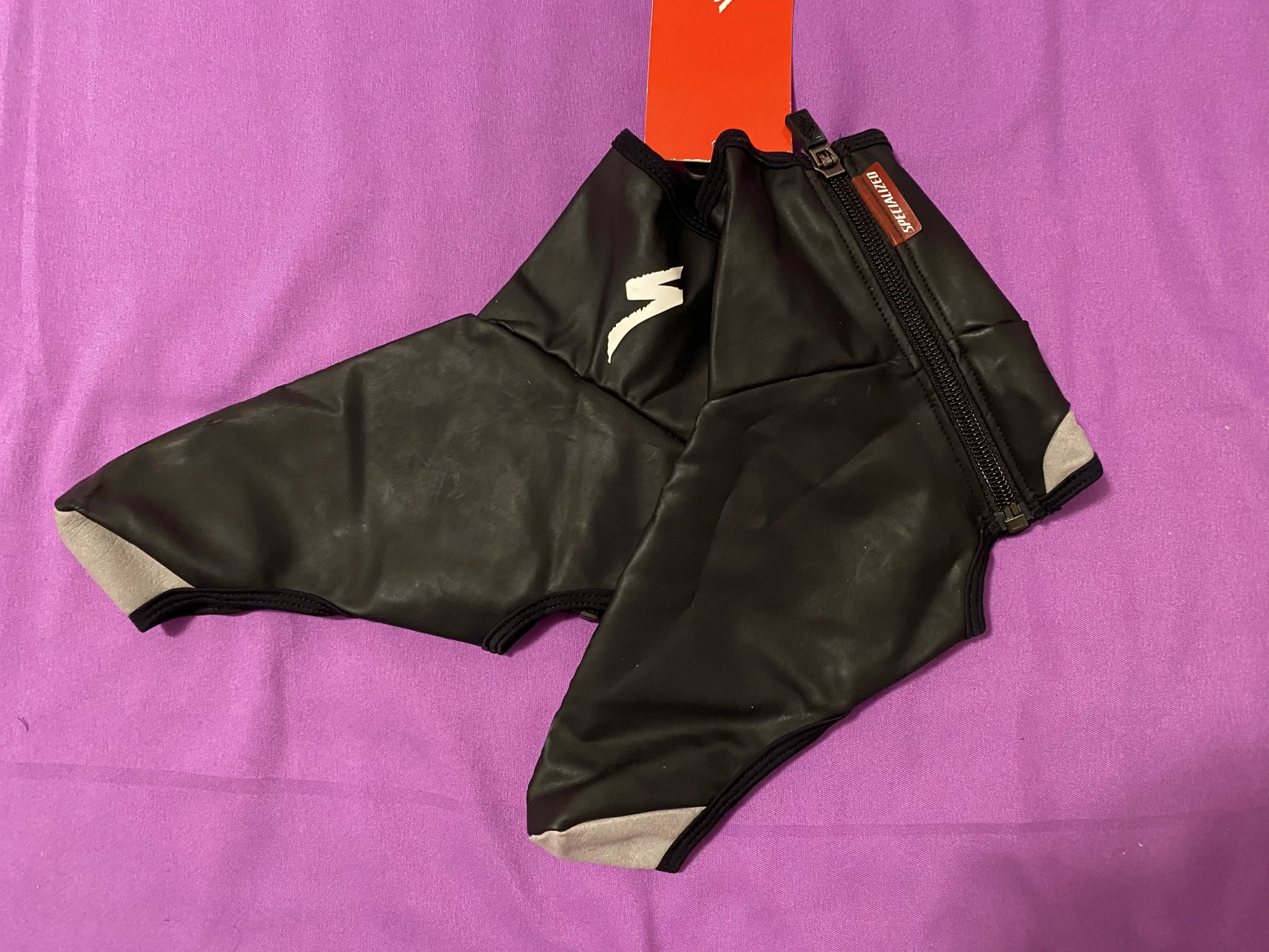 1. Protectie papuci Specialized