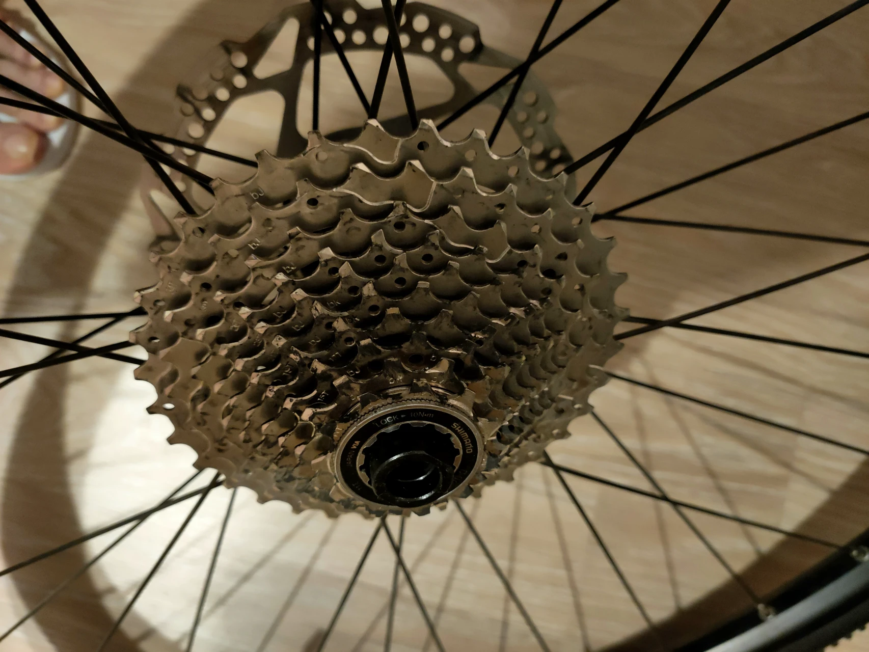 1. Roți complete gravel -sau schimb