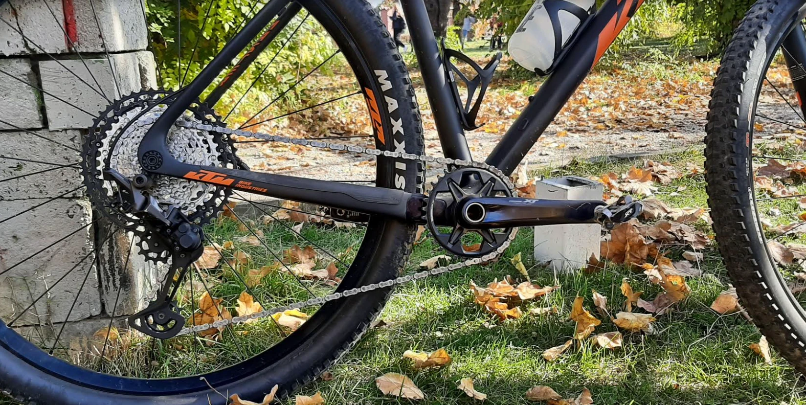 1. KTM Myroon Master 2020