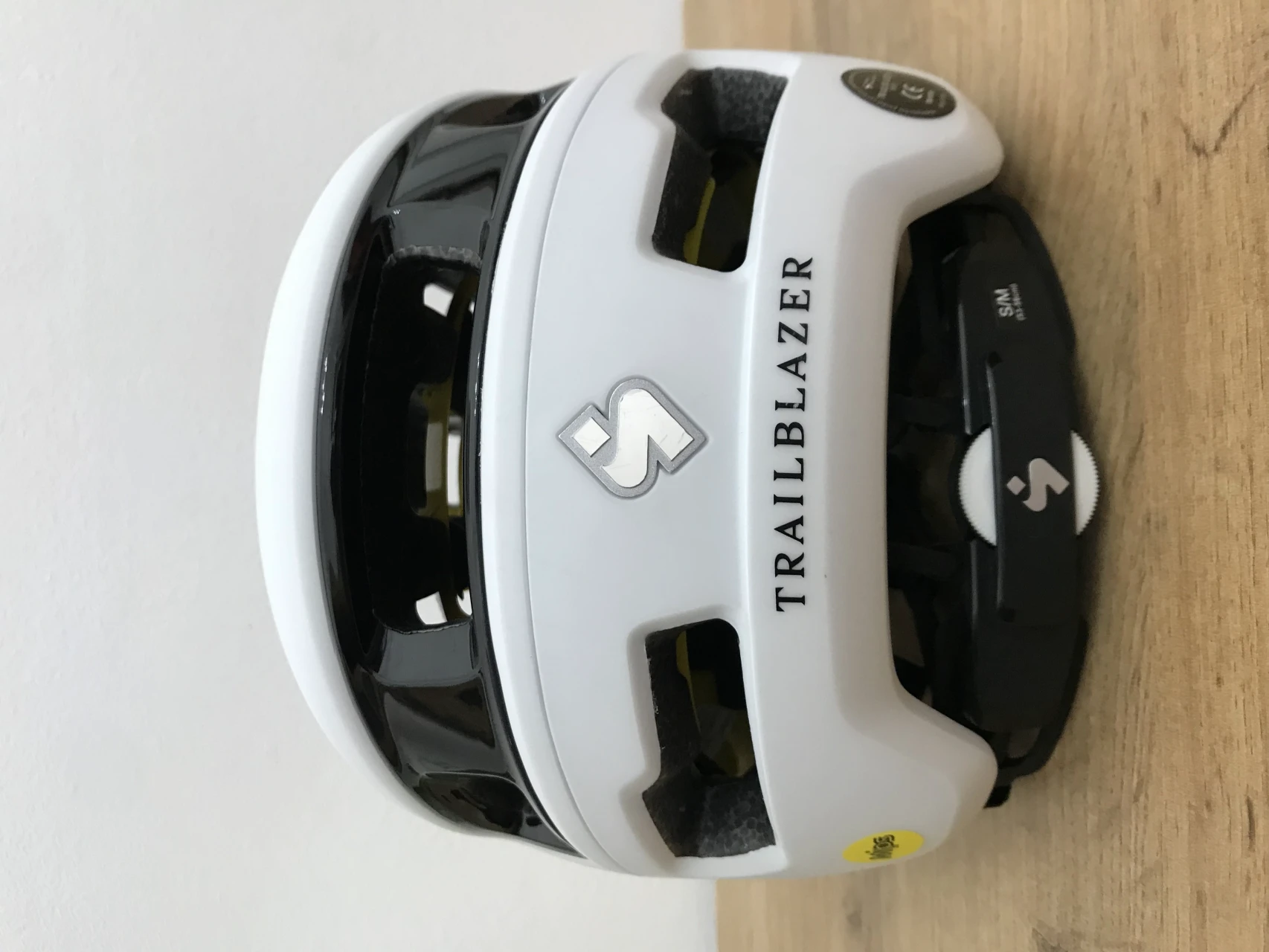 1. Casca Enduro Sweet Protection Trailblazer - cu Mips