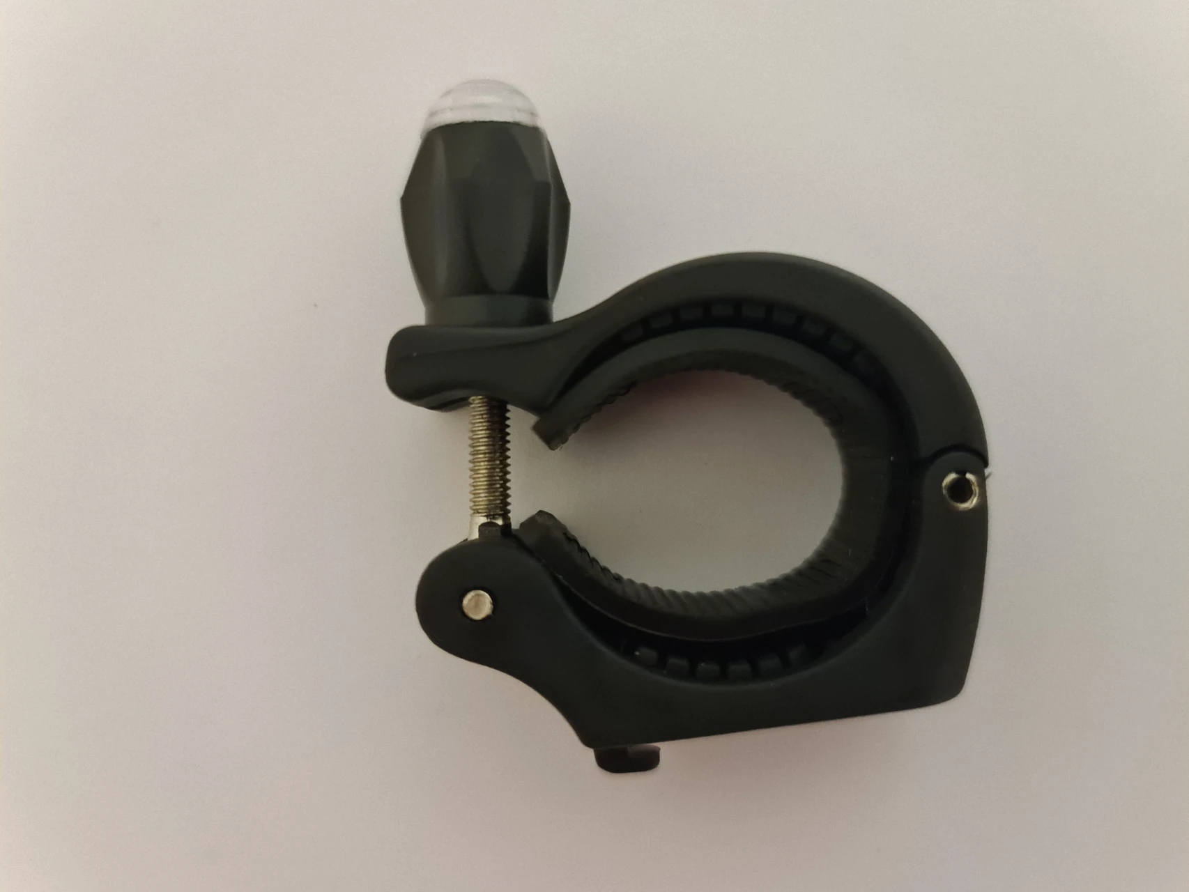 2. Colier pentru montaj pe ghidon far Bontrager