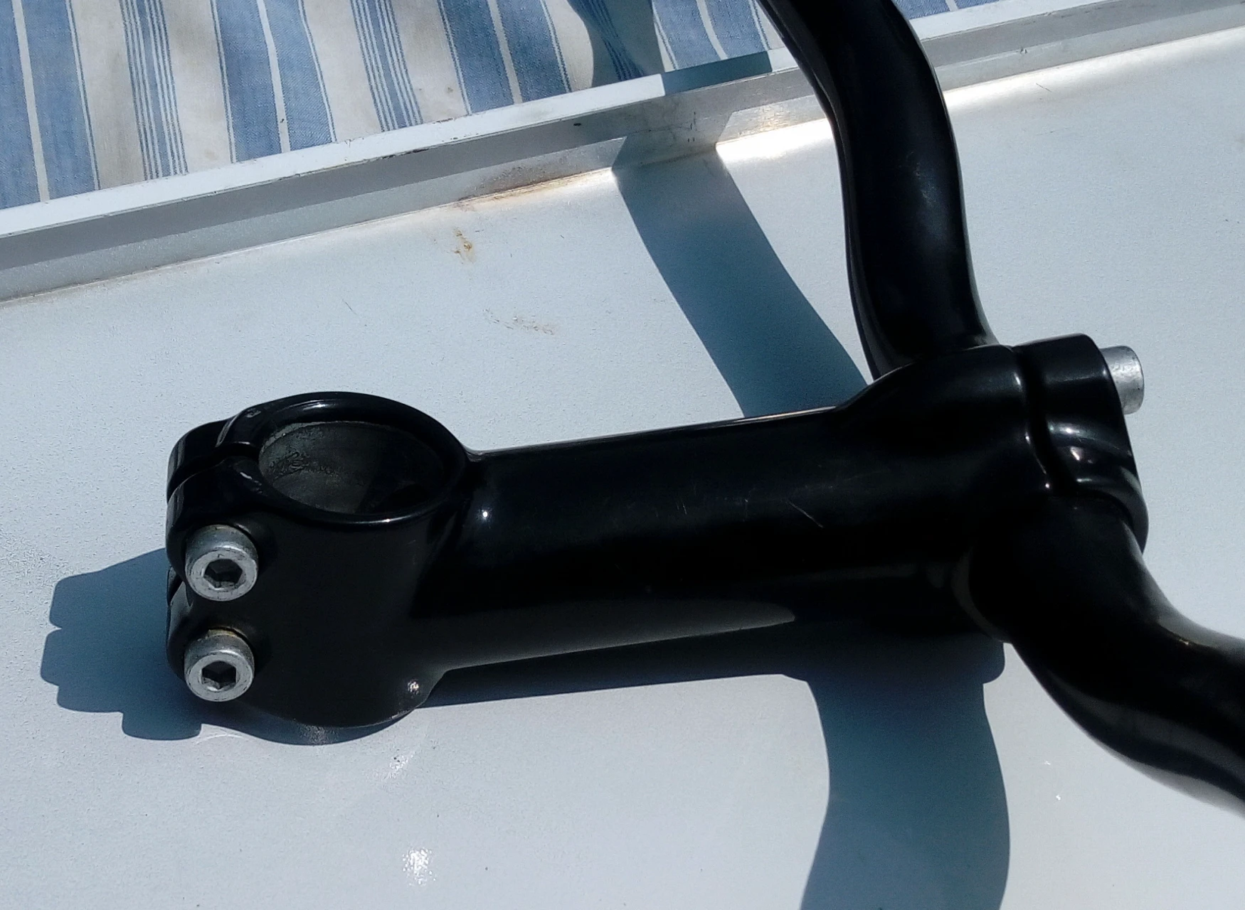 1. Pipa Rock Rider 100 mm