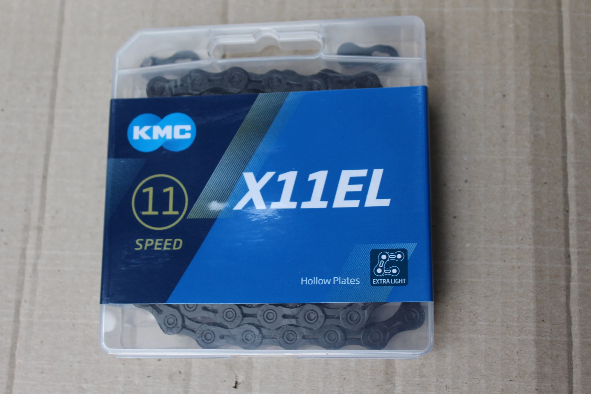1. KMC X11EL Black Tech + quick link 118L hollow