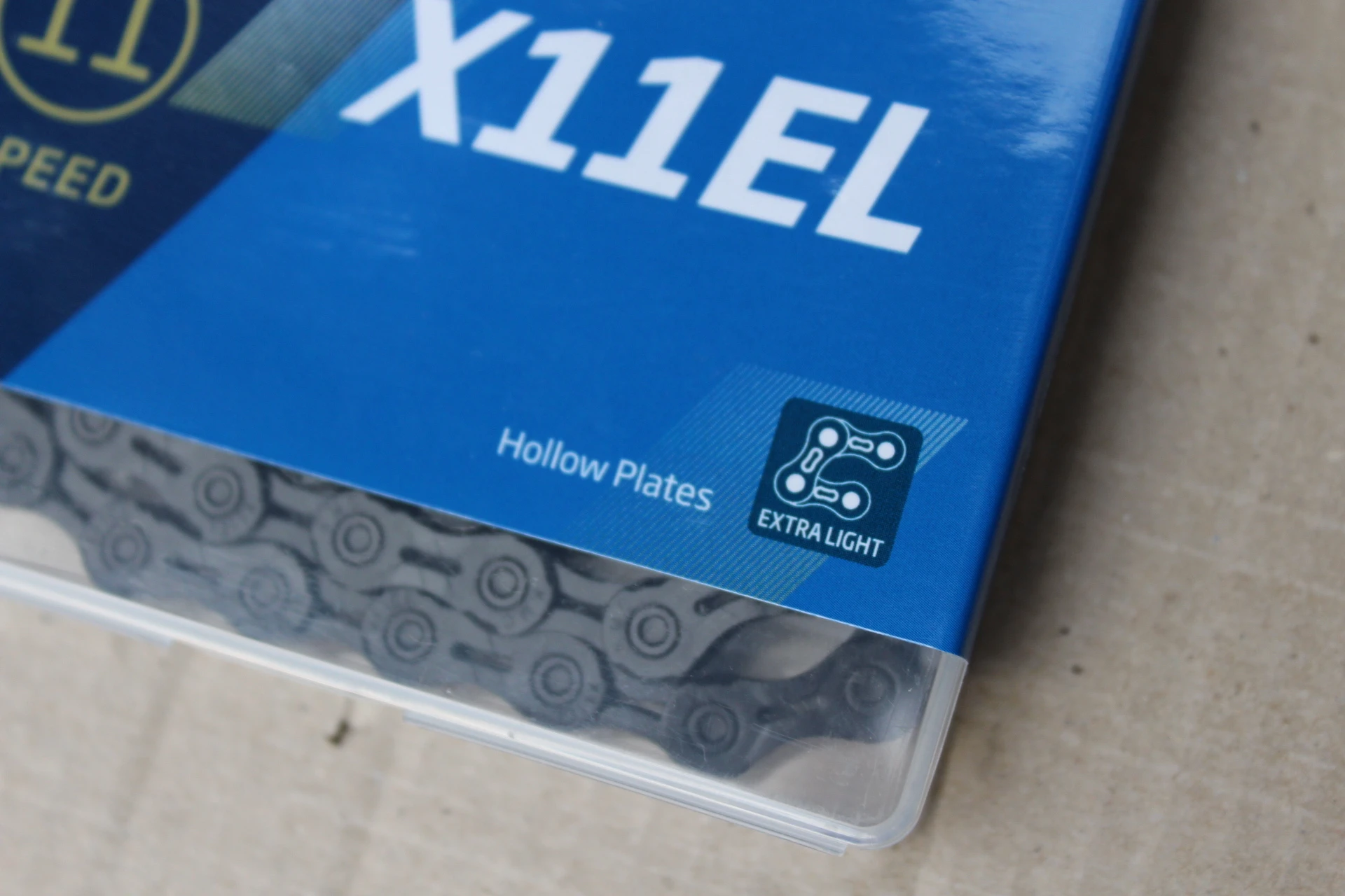 4. KMC X11EL Black Tech + quick link 118L hollow