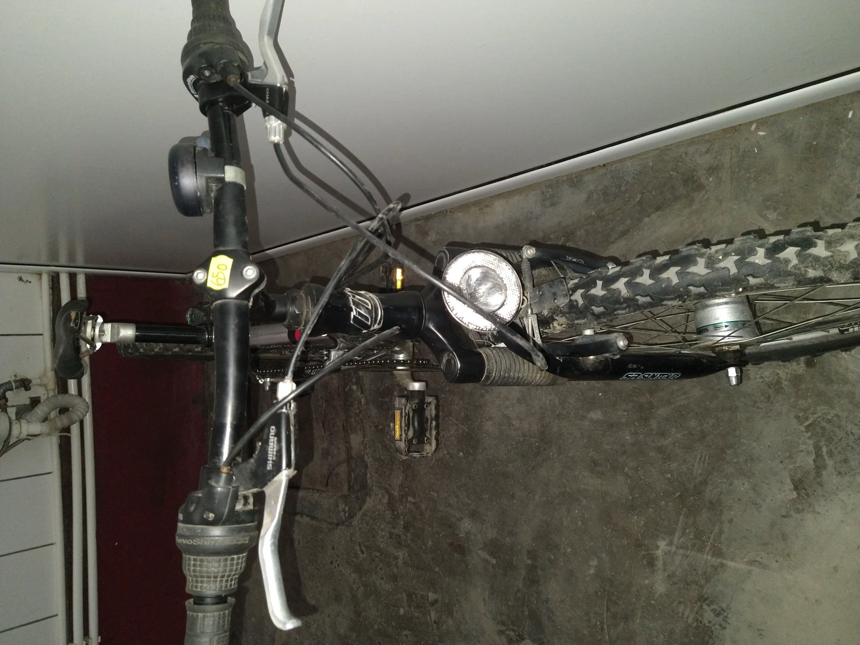 1. Bicicleta Genesis Fully Magnum