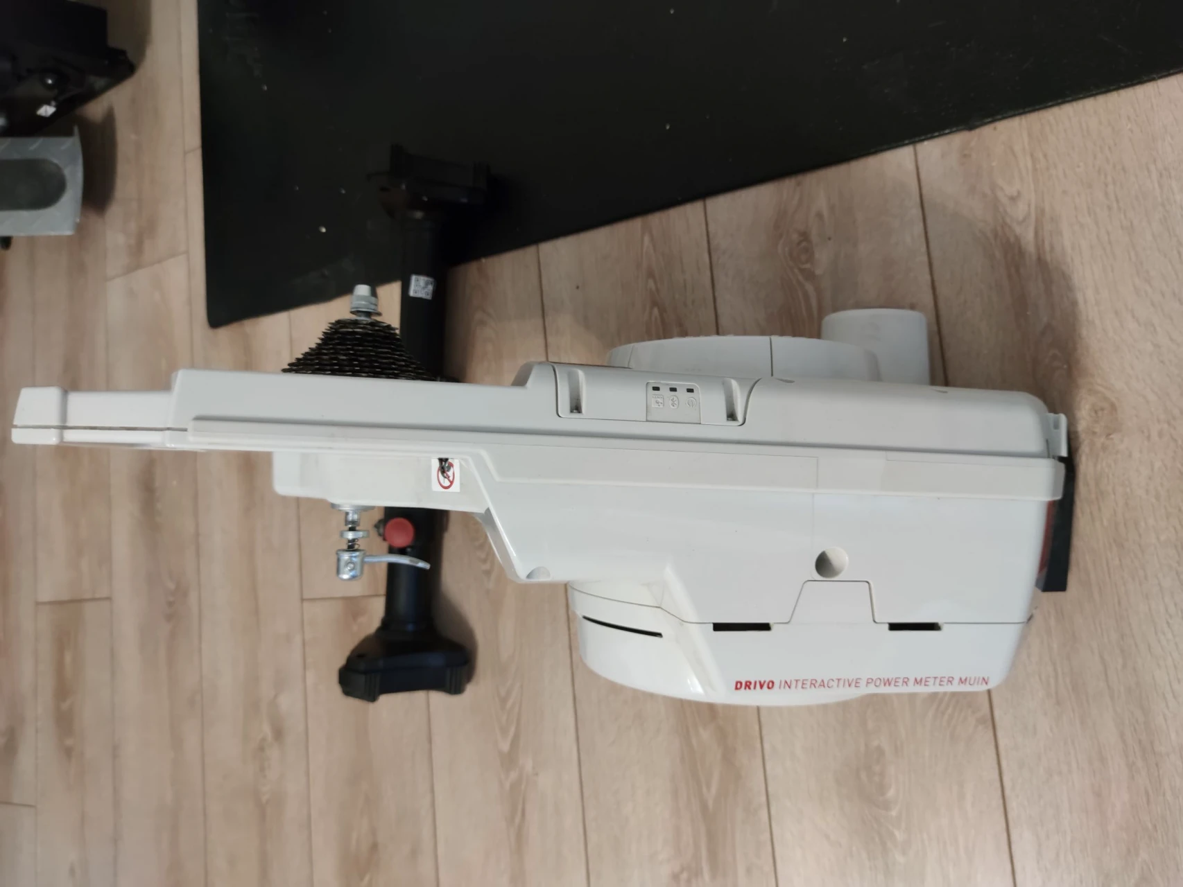 1. Vand smart trainer Elite Drivo 1