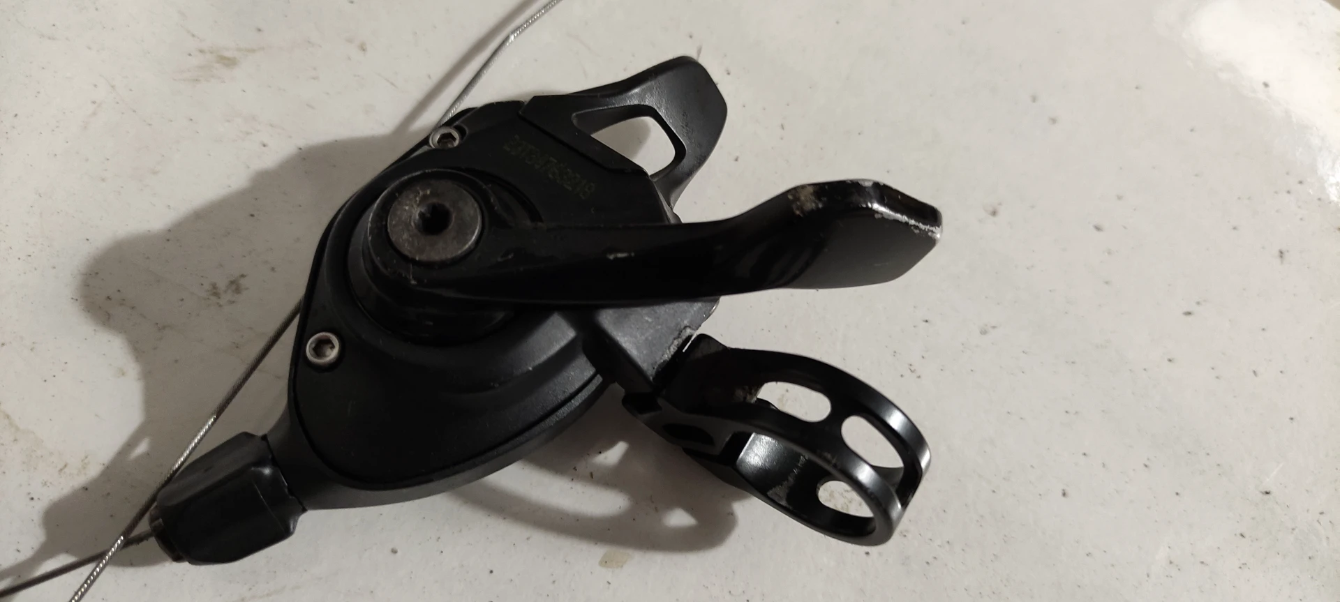 1. Maneta sram x7 stg 2 vit