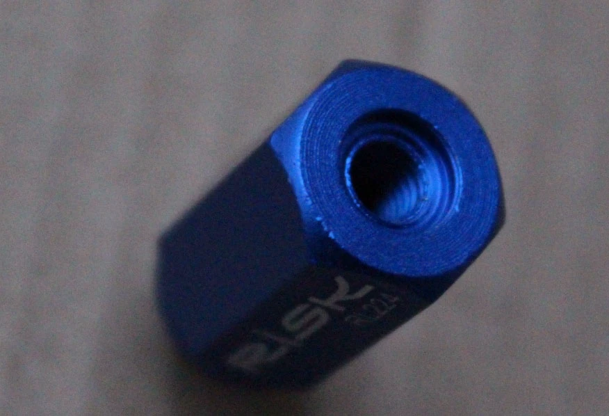 1. Bleed Port pentru frane Shimano Ultegra