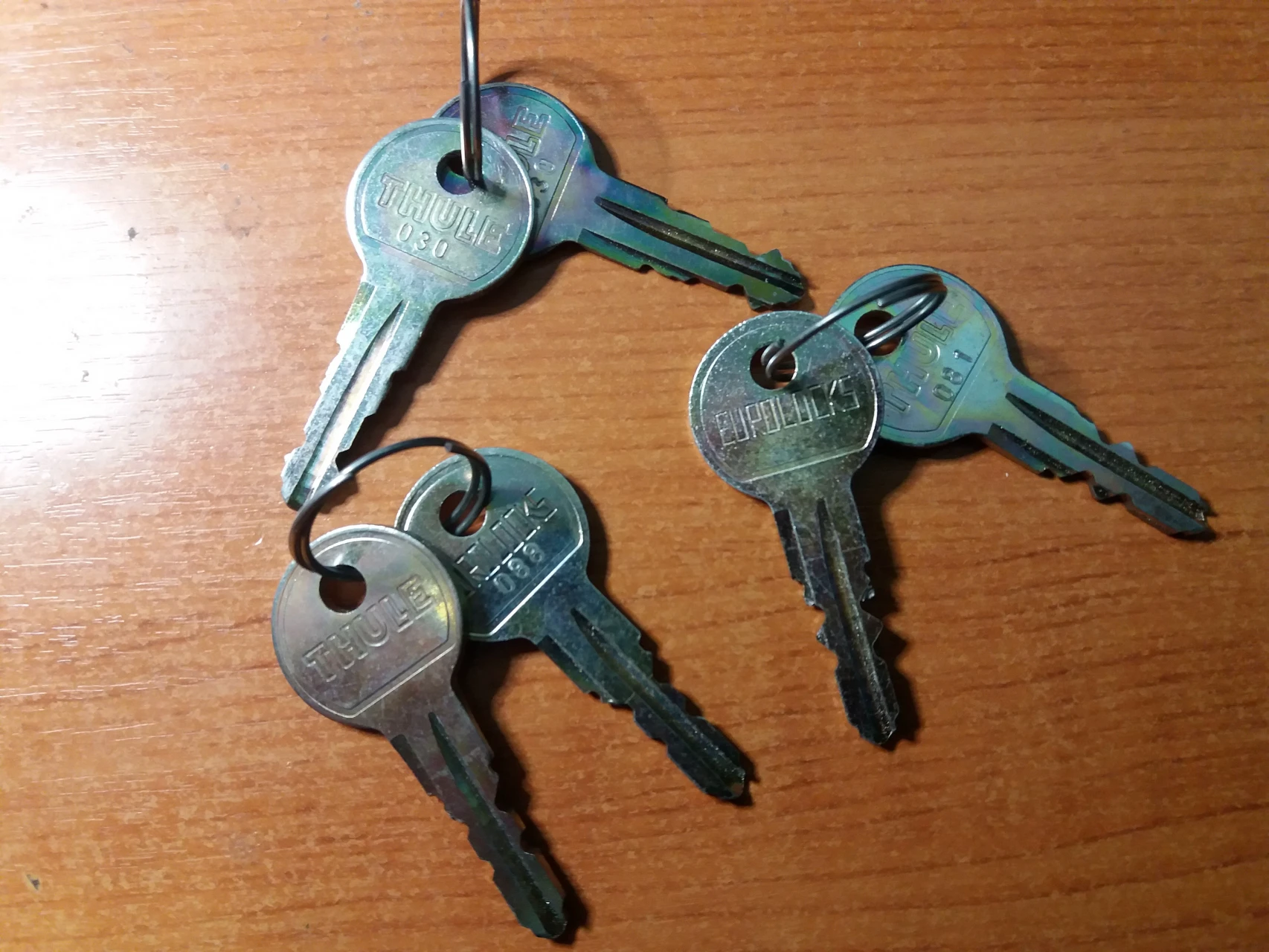 4. Cheie pentru sistemele antifurt Thule - N030 / N077 / N134 / N249