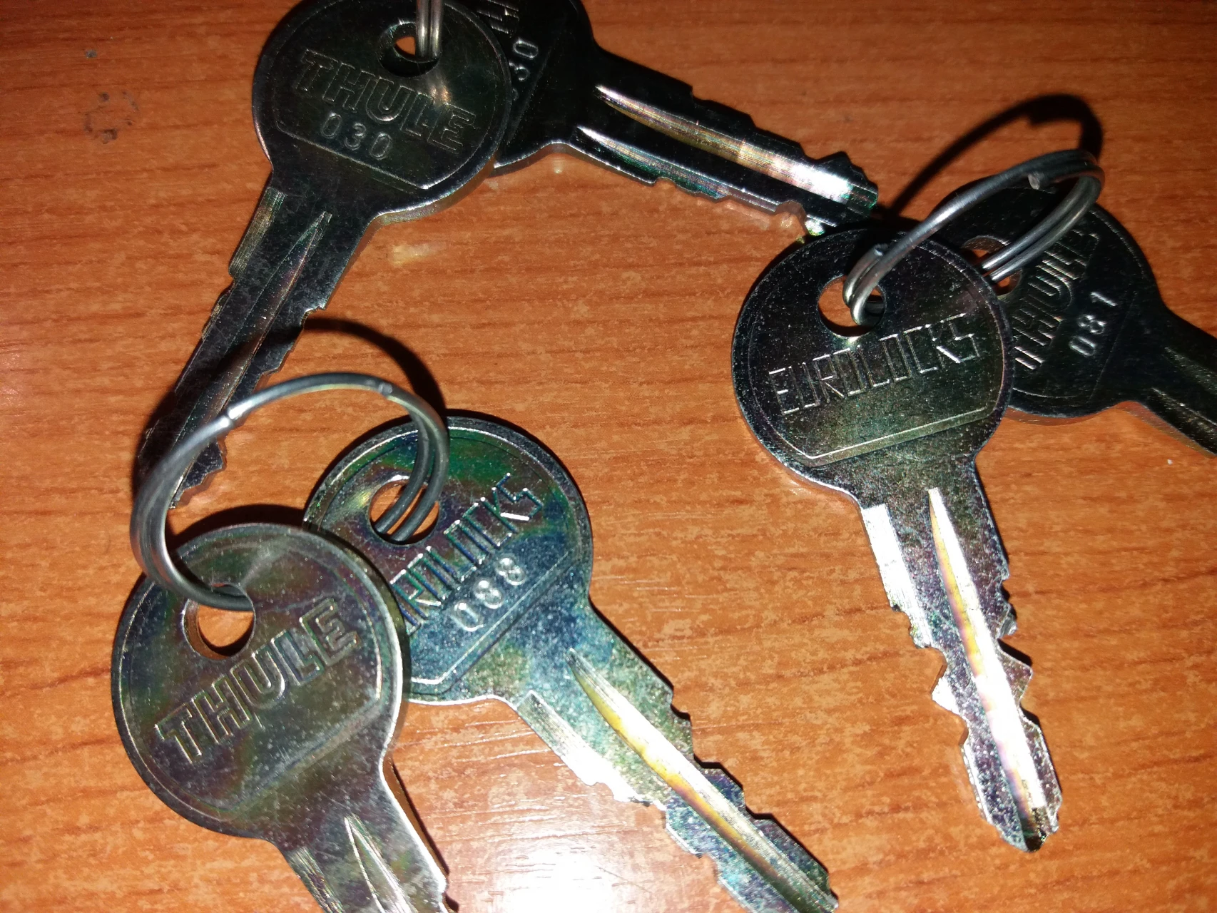 3. Cheie pentru sistemele antifurt Thule - N030 / N077 / N134 / N249
