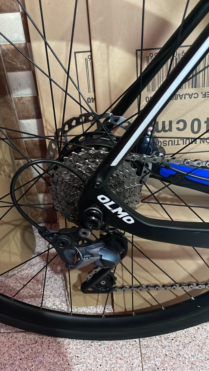 1. Vând OLMO RAPIDO full shimano Ultegra